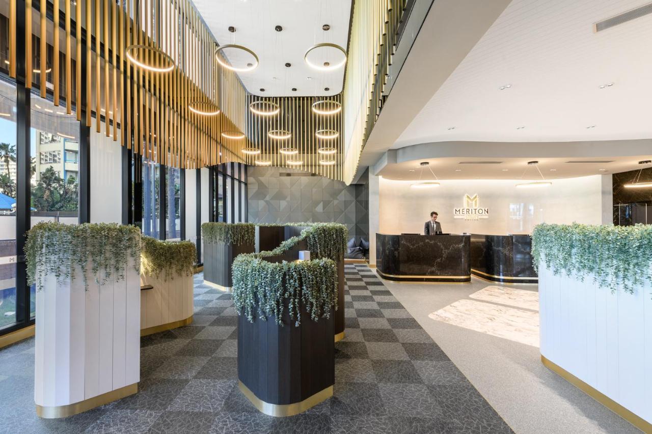 Meriton Suites Surfers Paradise Голд-Кост Экстерьер фото Hilton Perth reception